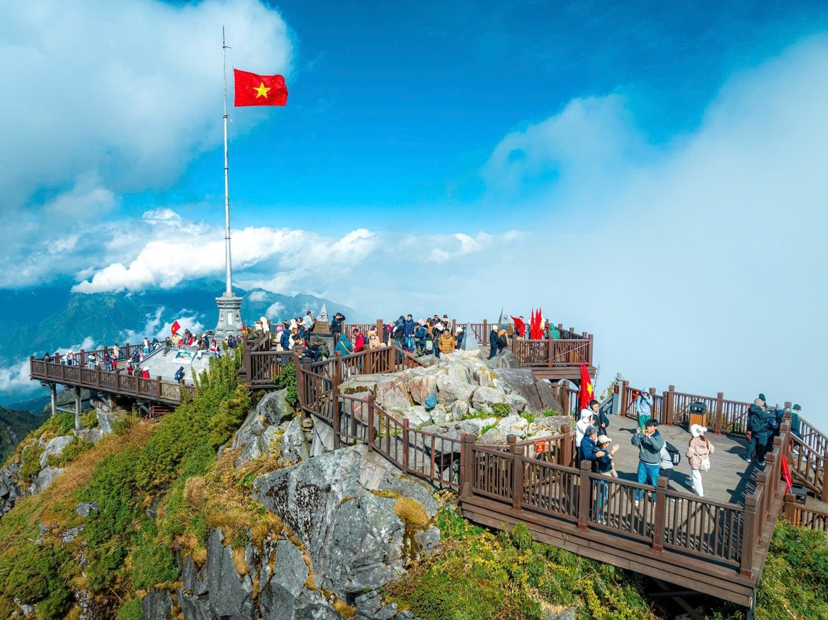 567426773 816997144369811 6650134641398876782 N